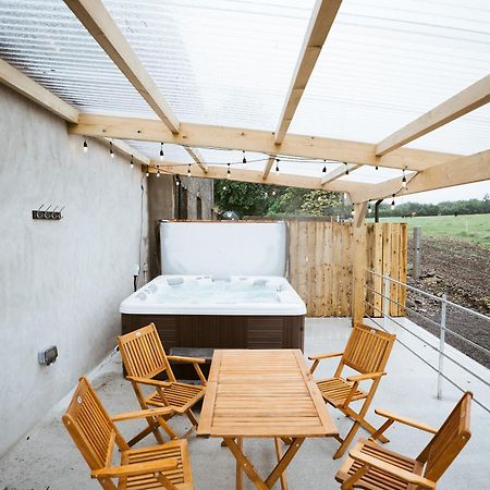 The Byre At Conker Tree Cottages Saintfield Exterior foto